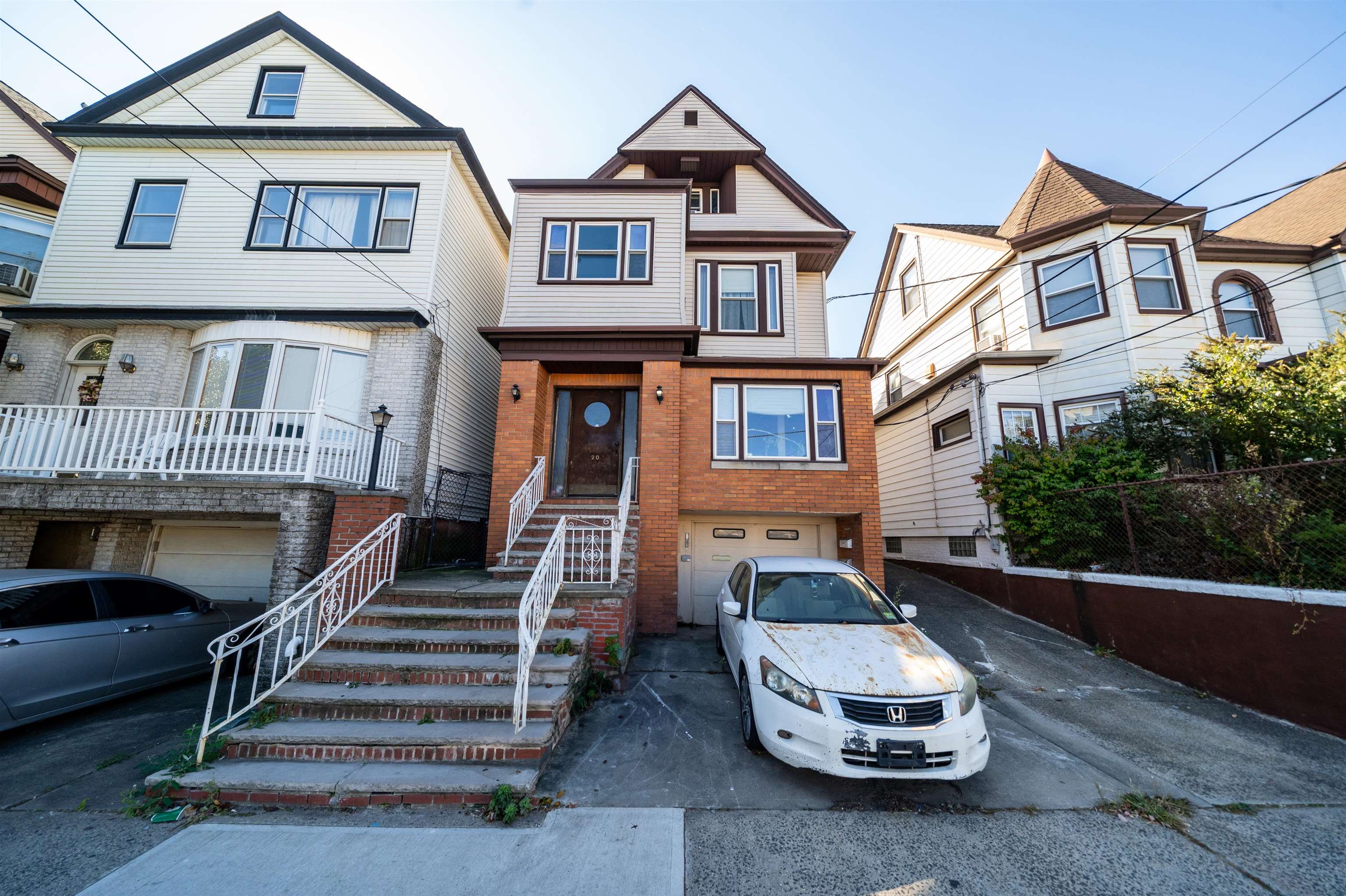 Residential Income in Bayonne