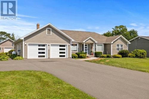 24 Macrae Dr, Cornwall, PE, C0A1H5 | Card Image