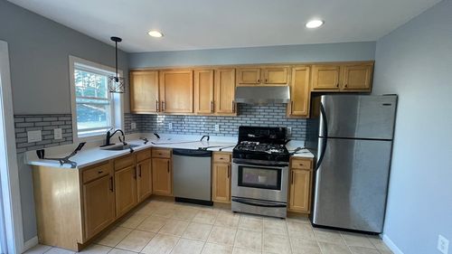 116-116 Locust St, Haverhill, MA, 01830-5663 | Card Image