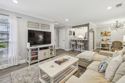 apt-c-6820 Glenridge Dr, Sandy Springs, GA, 30328-2677 | Card Image