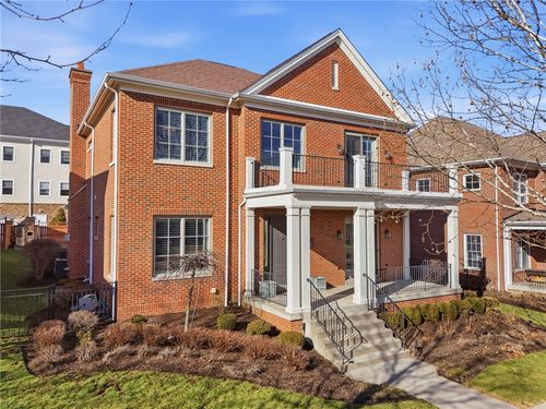 1637 Parkview Blvd, Squirrel Hill, PA, 15217-3511 | Card Image