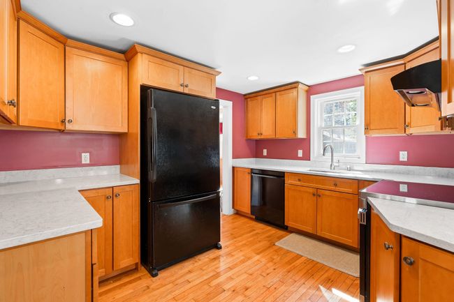 2 Ichabod Dr, House other with 4 bedrooms, 3 bathrooms and null parking in Merrimack NH | Image 11