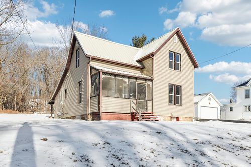 402 Hill Street, Rock Springs, WI, 53959 | Card Image