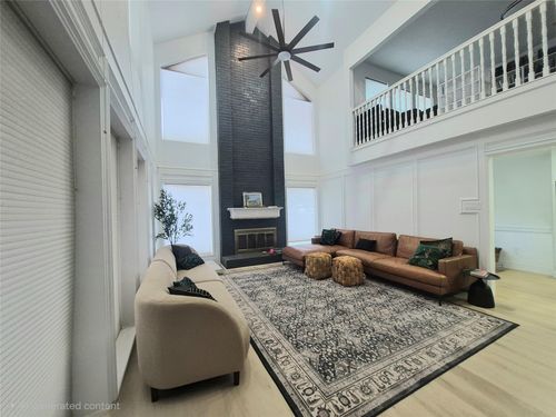 11911 Dandelion Ln, Houston, TX, 77071-2610 | Card Image