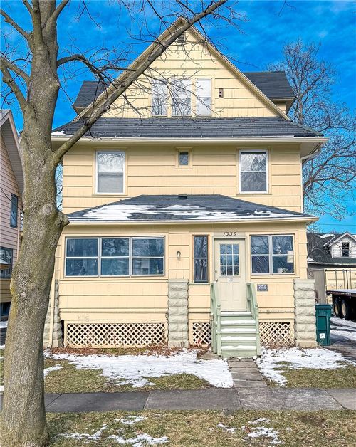 1339 Genesee St, Rochester, NY, 14611-4233 | Card Image