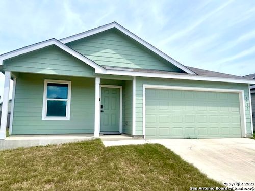 6827 Grand Valley Dr, San Antonio, TX, 78242-1724 | Card Image