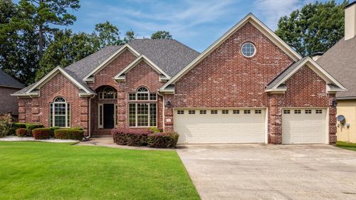 131 Wellington Plantation Ln, Little Rock, AR, 72211-2160 | Card Image