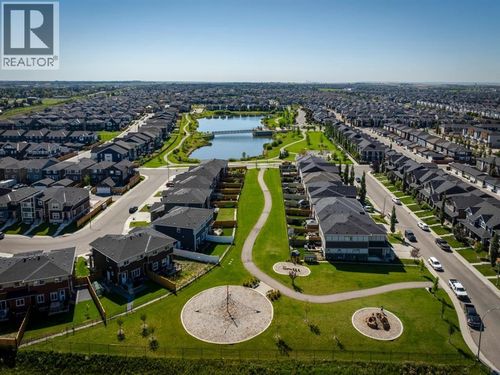 604 8 St Sw, Airdrie, AB, T4B2W4 | Card Image
