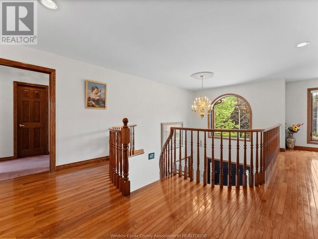 315 Majestic Dr, House other with 4 bedrooms, 4 bathrooms and null parking in Tecumseh ON | Image 20