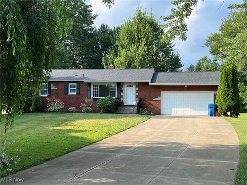 2817 Kay Blvd, Norton, OH, 44203-6317 | Card Image