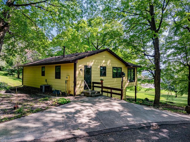 5200 Dahlgren Rd, House other with 4 bedrooms, 2 bathrooms and null parking in Chaska MN | Image 4