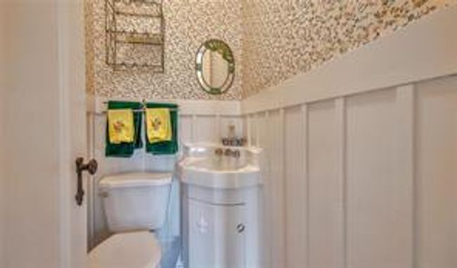 2722 Montcalm Cres Sw, House detached with 4 bedrooms, 2 bathrooms and 3 parking in Calgary AB | Image 10
