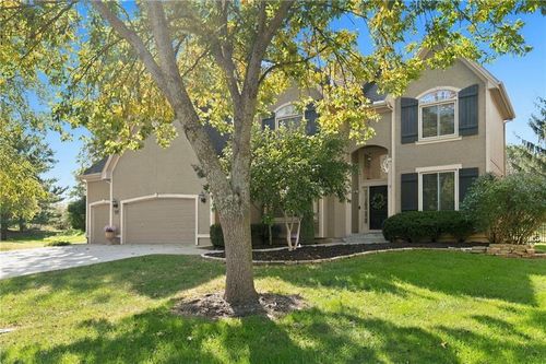14252 Granada Ct, Leawood, KS, 66224-1120 | Card Image