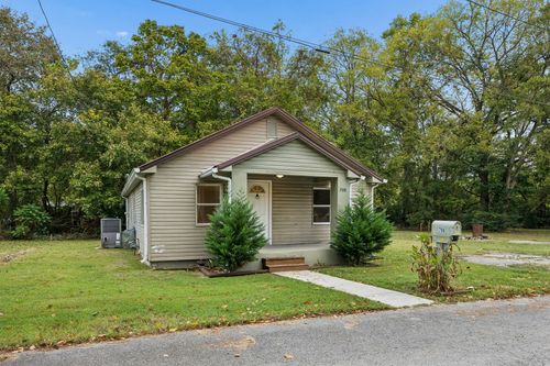 708 Gray St, Mount Pleasant, TN, 38474-1617 | Card Image
