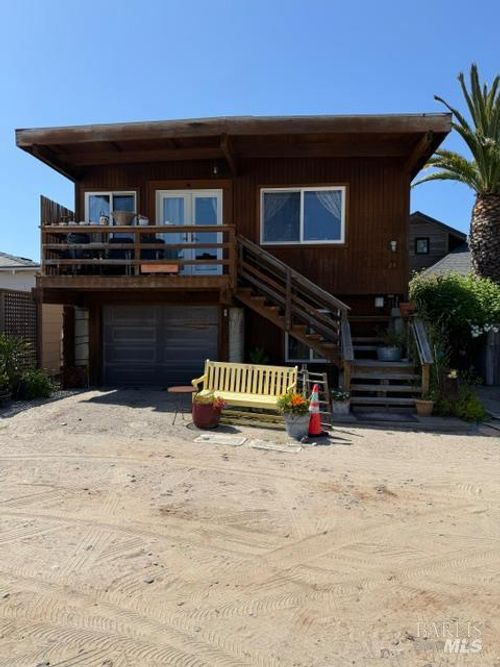 24 Calle Del Resaca, Stinson Beach, CA, 94970-9706 | Card Image