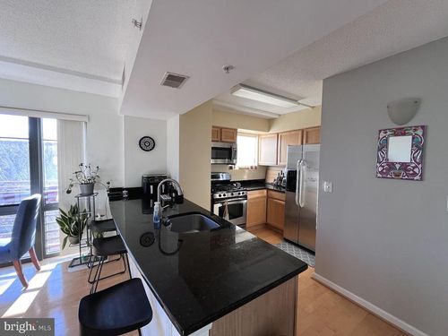402-7923 Eastern Ave, SILVER SPRING, MD, 20910-5804 | Card Image