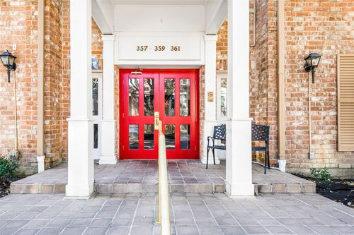 apt-131-361 N Post Oak Ln, Houston, TX, 77024-5946 | Card Image