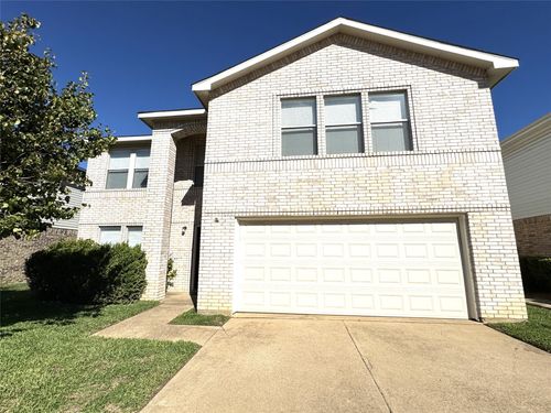 8737 Garden Springs Dr, Fort Worth, TX, 76123-2527 | Card Image