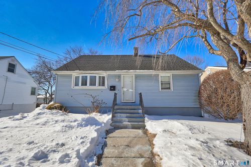 33 Harland Ave, Waterbury, CT, 06705-3127 | Card Image