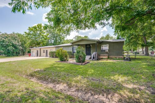201 E 2nd St, Quinlan, TX, 75474-9544 | Card Image