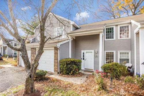 95 Renaissance Ln, New Brunswick, NJ, 08901-3179 | Card Image