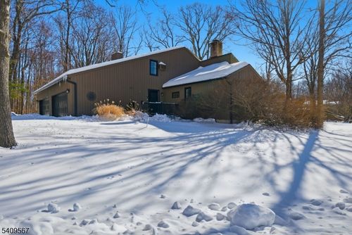 12 Margaret Ter, Sparta, NJ, 07871-3734 | Card Image