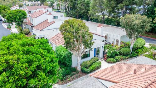 32-23 Morena, Irvine, CA, 92612-1720 | Card Image