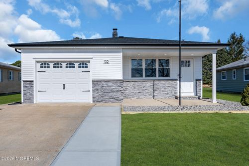 102 Bimini Dr, Toms River, NJ, 08757-4126 | Card Image