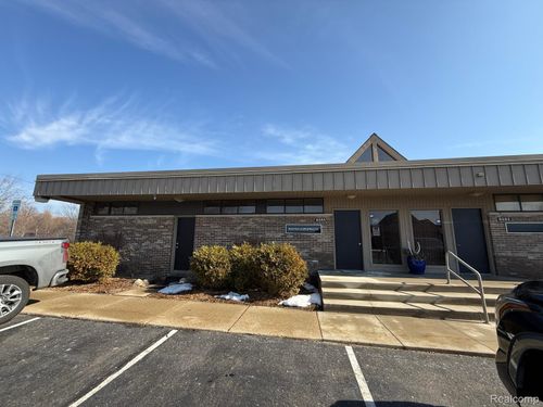 8584 N Canton Center Rd, Canton, MI, 48187-1310 | Card Image