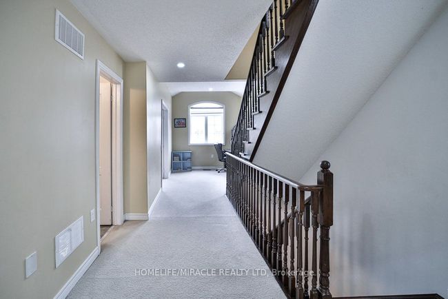 24 Deer Ridge Trail, House attached with 5 bedrooms, 4 bathrooms and 3 parking in Caledon ON | Image 8