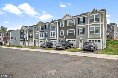 206 Alfalfa Dr, CARLISLE, PA, 17013 | Card Image