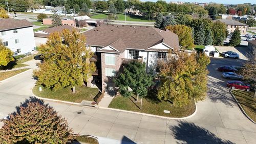 6-3633 Pheasant Ln, Waterloo, IA, 50701-5236 | Card Image