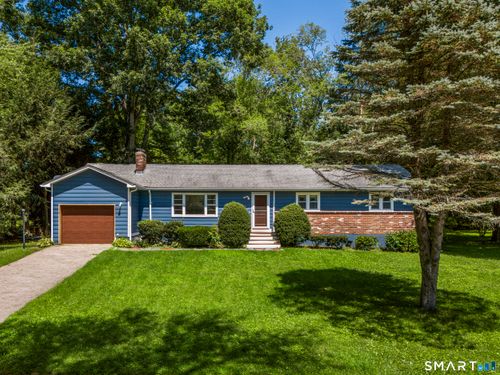 31 Ravenwood Rd, North Stonington, CT, 06359-1533 | Card Image
