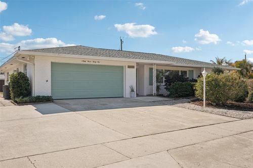 6735 Keystone Dr, Sarasota, FL, 34231-8144 | Card Image