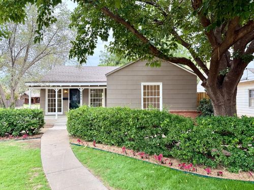front-2832 24th St, Lubbock, TX, 79410-1636 | Card Image