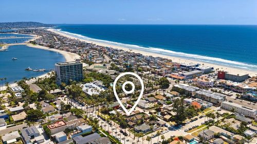 4120 Bayard St, San Diego, CA, 92109-5005 | Card Image