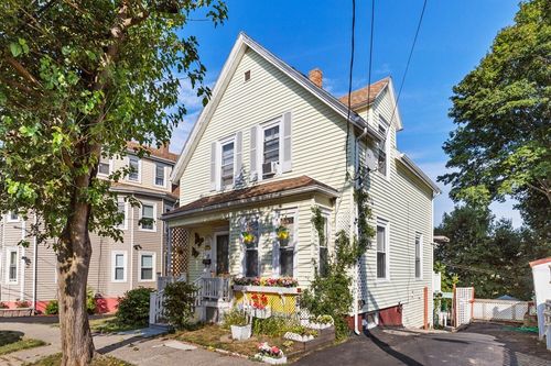 70 Allen Ave, Lynn, MA, 01902-3527 | Card Image