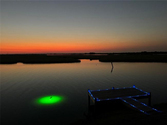 1301 Lagoon Dr, House other with 3 bedrooms, 2 bathrooms and 1 parking in Crystal Beach TX | Image 46