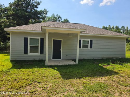 111 Ridge Rd, Sarah, MS, 38665-3417 | Card Image