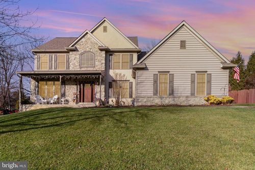 123 Glebe Ln, Lancaster, PA, 17602-6110 | Card Image