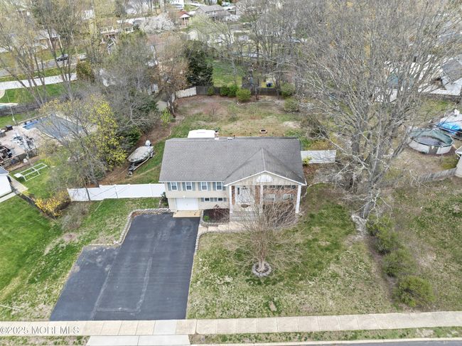 35 Chestnut Hill Rd, House other with 4 bedrooms, 2 bathrooms and null parking in Howell NJ | Image 28