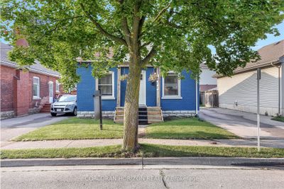 53 Emilie St, House other with 3 bedrooms, 1 bathrooms and 3 parking in Brantford ON | Image 1