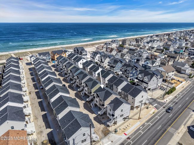 6 Shell Rd, Condo with 2 bedrooms, 3 bathrooms and 2 parking in Mantoloking NJ | Image 40