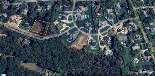 8 Webb Ct, Remsenburg, NY, 11960 | Card Image