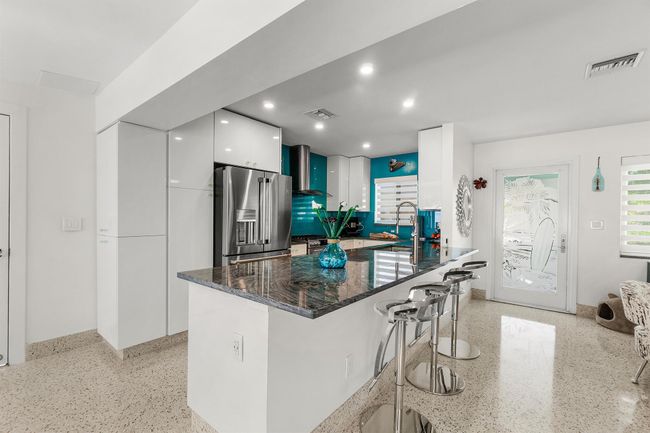 301 Linda Ln, House other with 3 bedrooms, 2 bathrooms and null parking in West Palm Beach FL | Image 9
