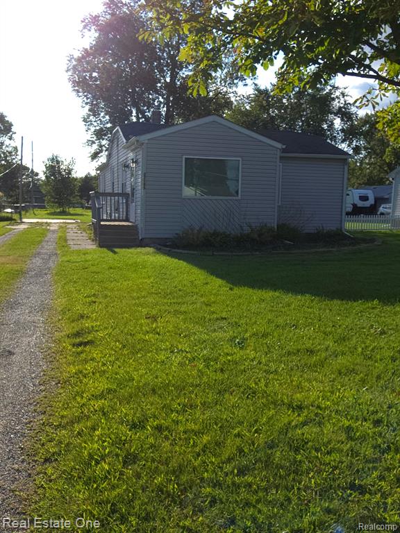Carpathia Blvd, Sterling Heights, MI 48310