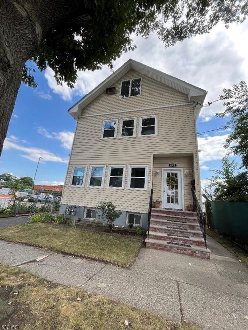 469 Crooks Ave, Clifton, NJ, 07011-2151 | Card Image