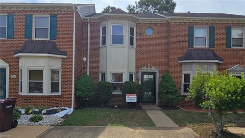 627 Creekside Ct, Chesapeake, VA, 23320-9256 | Card Image