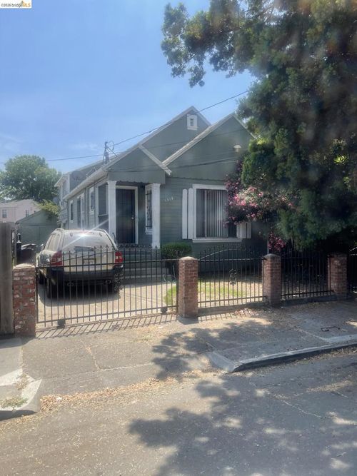 1314 99th Ave, Oakland, CA, 94603-2598 | Card Image