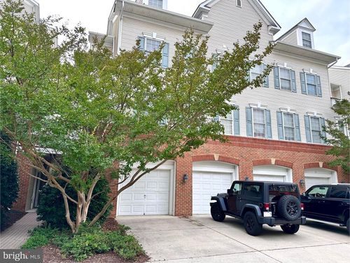 80b-8980 Harrover Pl, LORTON, VA, 22079-4743 | Card Image